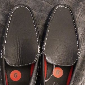 Steve Harvey Women's flats